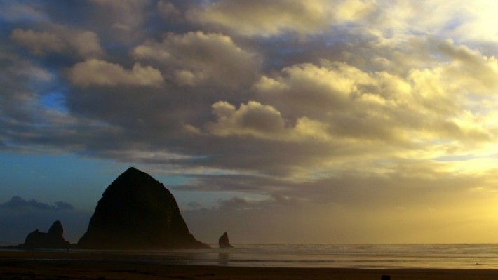 Cannon Beach Sunset (Image by Adam Sawyer)