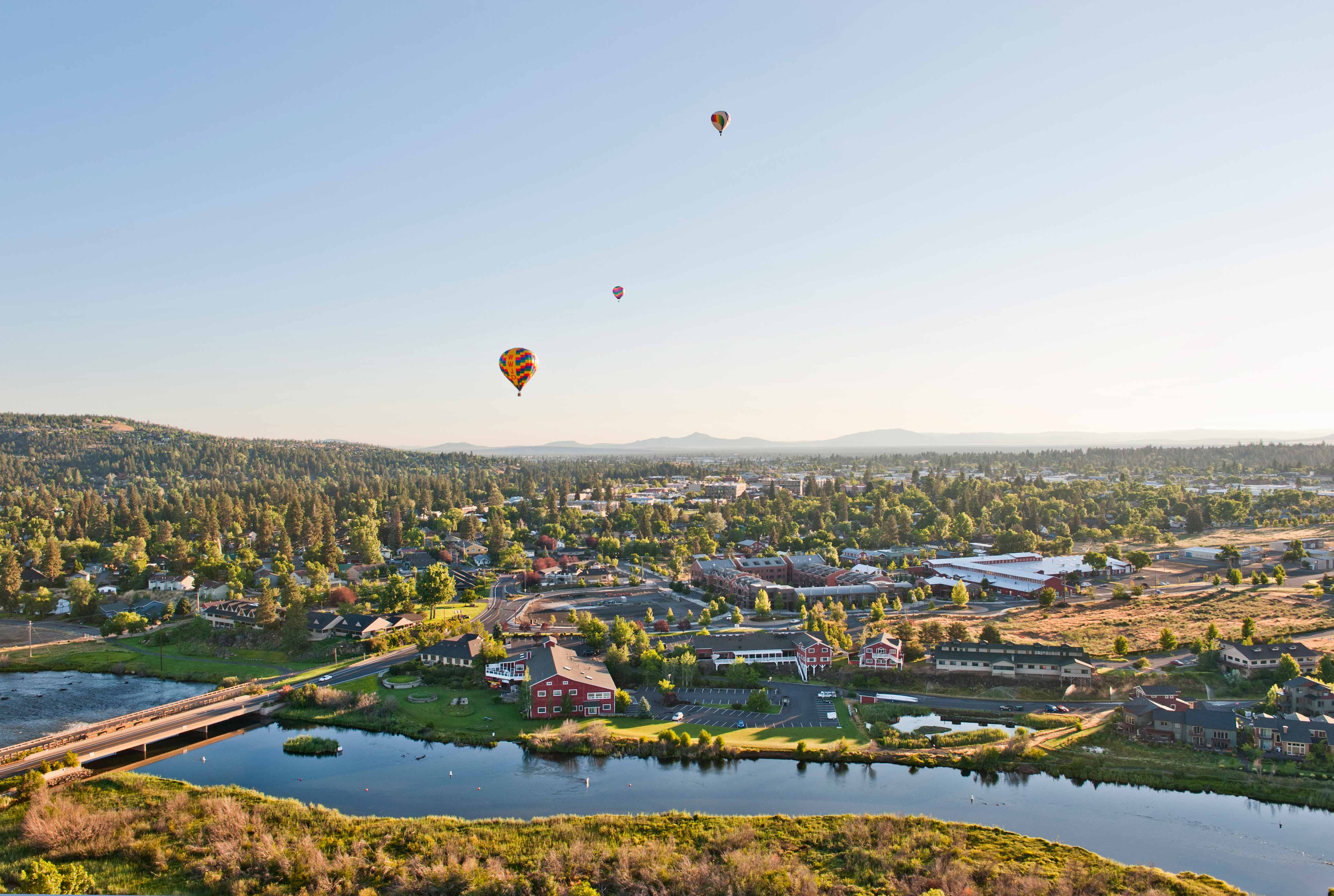 Hot air balloons over Bend