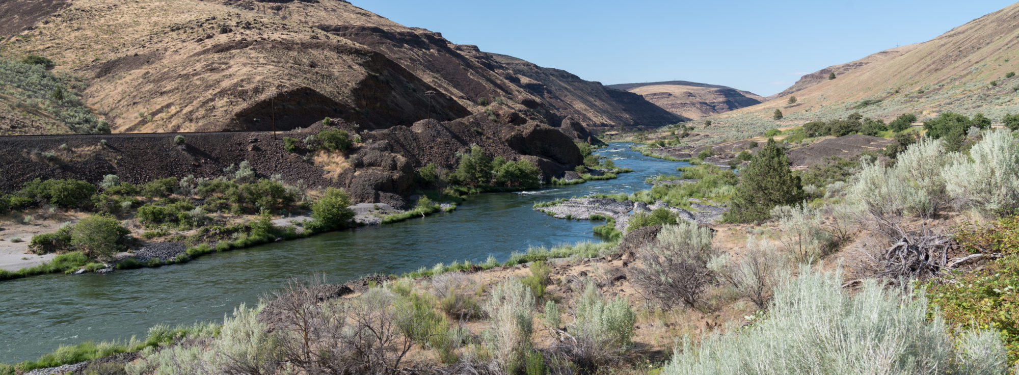 Deschutes River in Maupin
